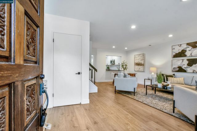 535 Churchill Downs Ct, Walnut Creek, CA 94597