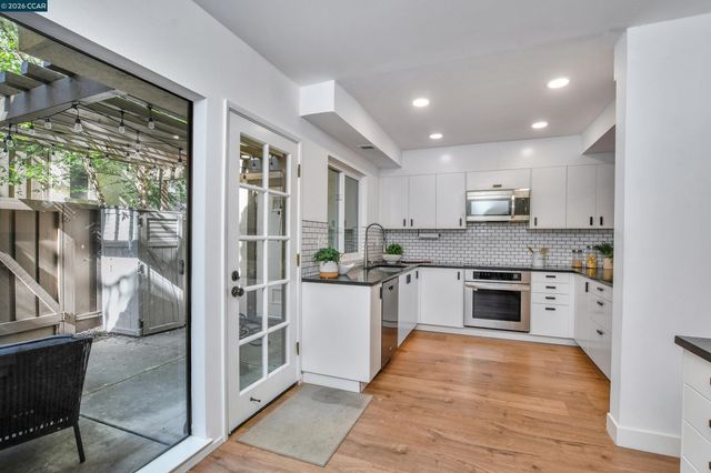 535 Churchill Downs Ct, Walnut Creek, CA 94597