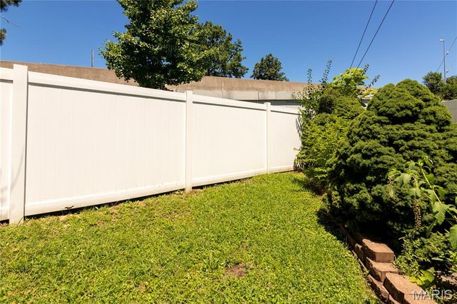 6941 Wise Avenue, St Louis, MO 63139