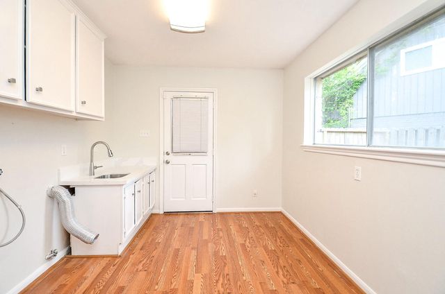 7719 Lacy Hill Drive, Houston, TX 77036