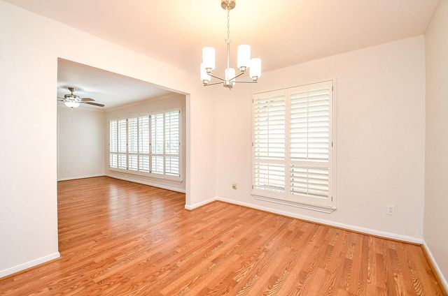 7719 Lacy Hill Drive, Houston, TX 77036