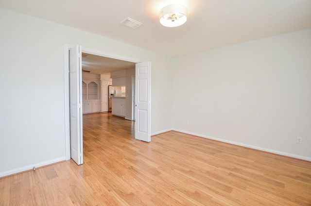 7719 Lacy Hill Drive, Houston, TX 77036