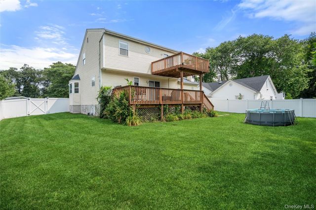 62 Lombardy Drive, Shirley, NY 11967