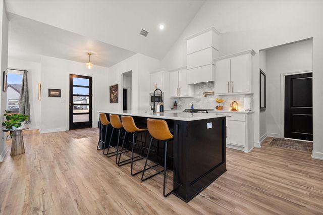 501 Brookshire Avenue, Wolfforth, TX 79382