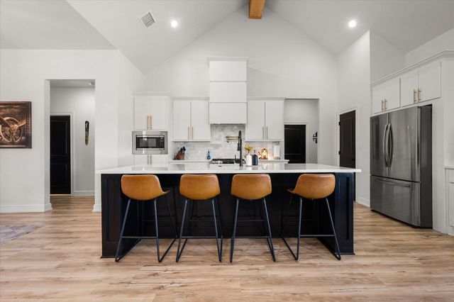 501 Brookshire Avenue, Wolfforth, TX 79382