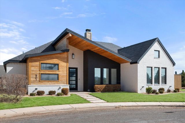 501 Brookshire Avenue, Wolfforth, TX 79382