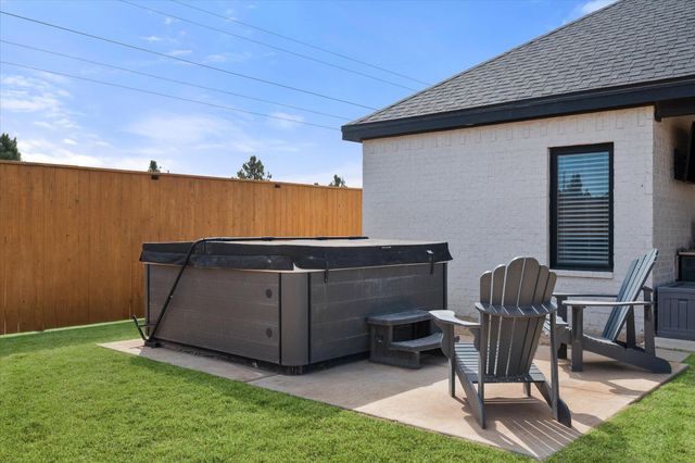 501 Brookshire Avenue, Wolfforth, TX 79382