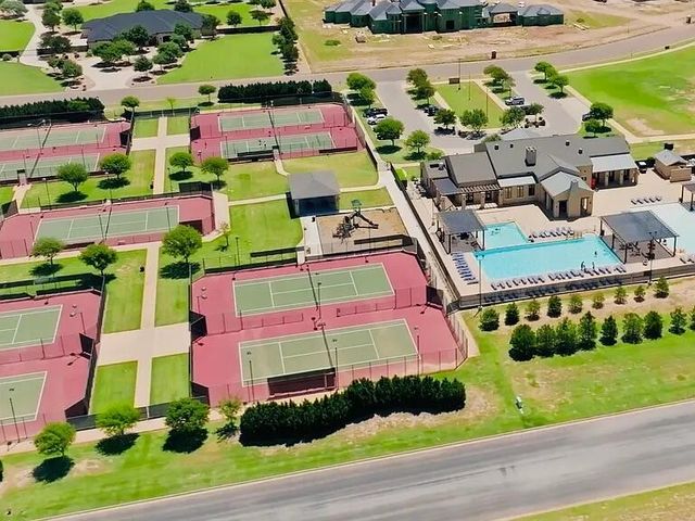 501 Brookshire Avenue, Wolfforth, TX 79382