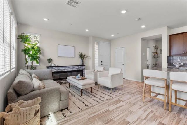 16502 Casa Grande 516, Fontana, CA 92336