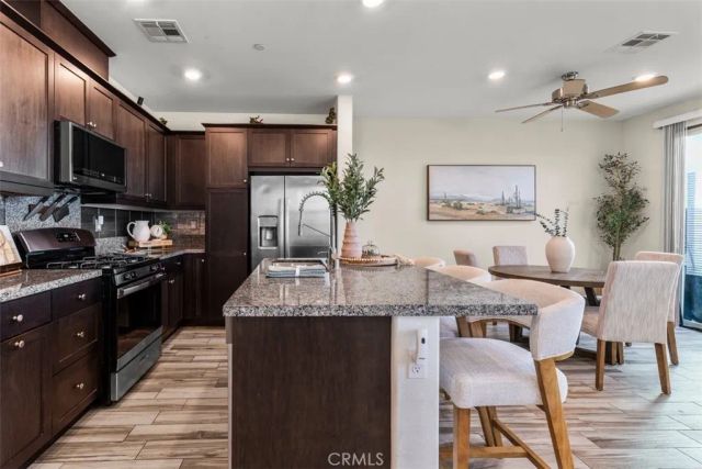 16502 Casa Grande 516, Fontana, CA 92336