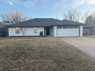 338 W Crooked Branch Way, Mustang, OK 73064