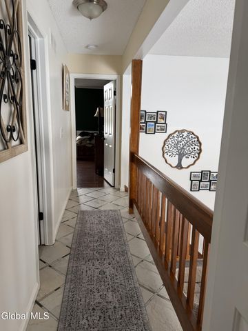 5 Captains Boulevard, Waterford, NY 12188