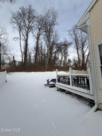 5 Captains Boulevard, Waterford, NY 12188