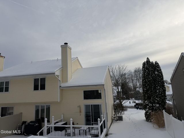 5 Captains Boulevard, Waterford, NY 12188