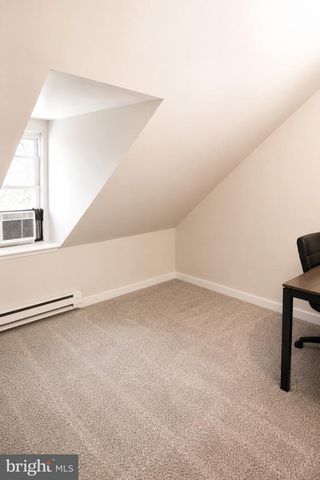 28 MOUNT HOLLY AVE, Mount Holly, NJ 08060