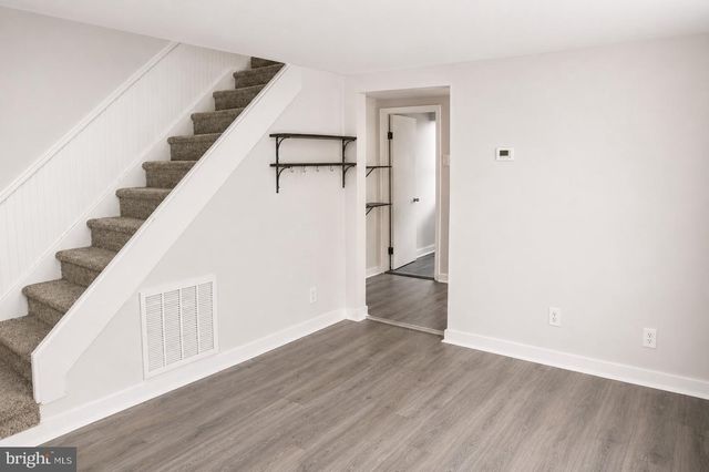 28 MOUNT HOLLY AVE, Mount Holly, NJ 08060