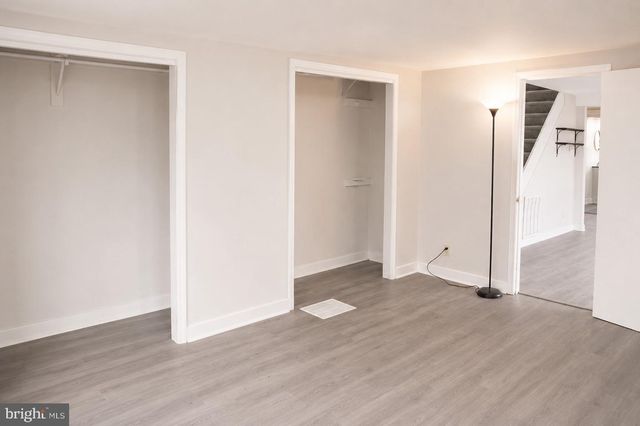 28 MOUNT HOLLY AVE, Mount Holly, NJ 08060