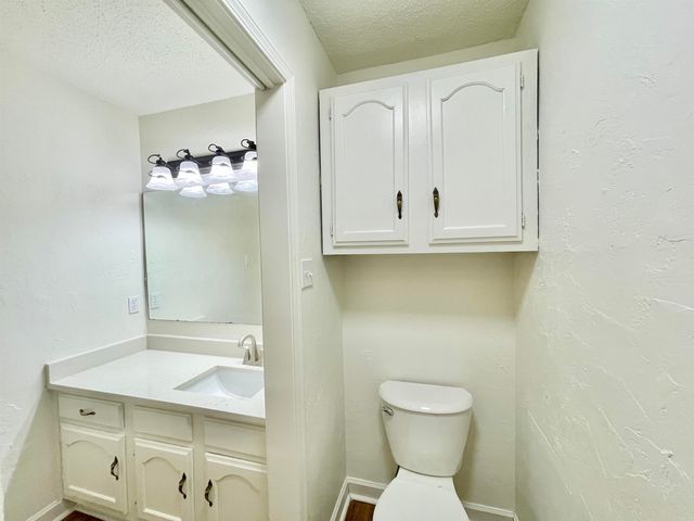 3 Danube, Maumelle, AR 72113