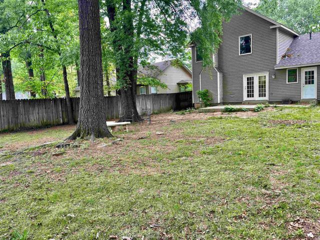 3 Danube, Maumelle, AR 72113