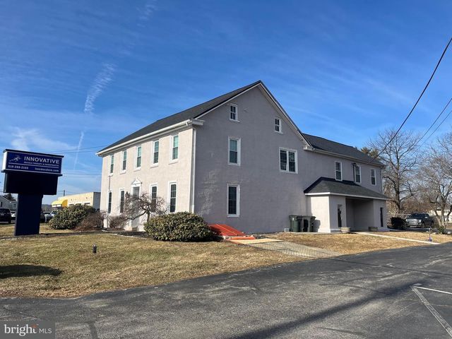 4215 W LINCOLN HWY, Downingtown, PA 19335