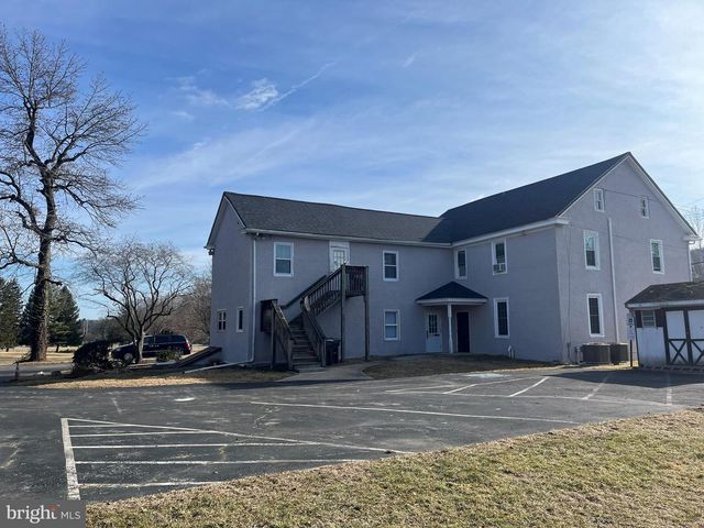 4215 W LINCOLN HWY, Downingtown, PA 19335