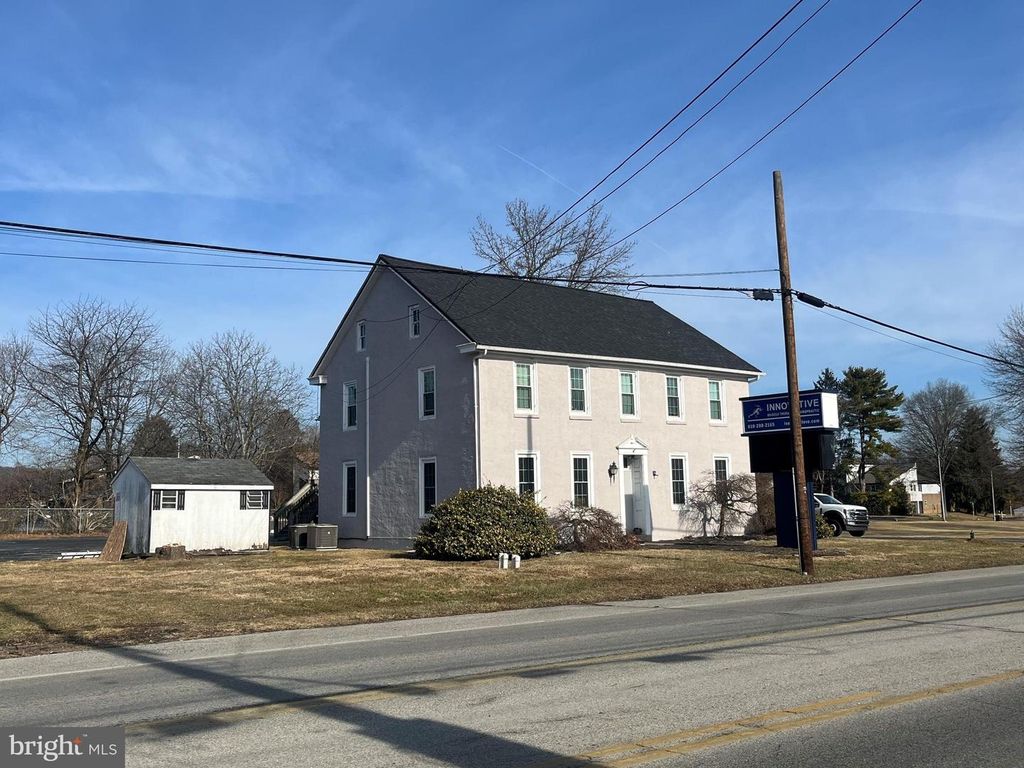4215 W LINCOLN HWY, Downingtown, PA 19335