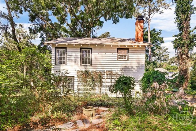 289 Center Drive, Savannah, GA 31406