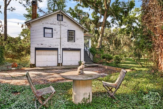 289 Center Drive, Savannah, GA 31406
