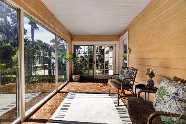 289 Center Drive, Savannah, GA 31406