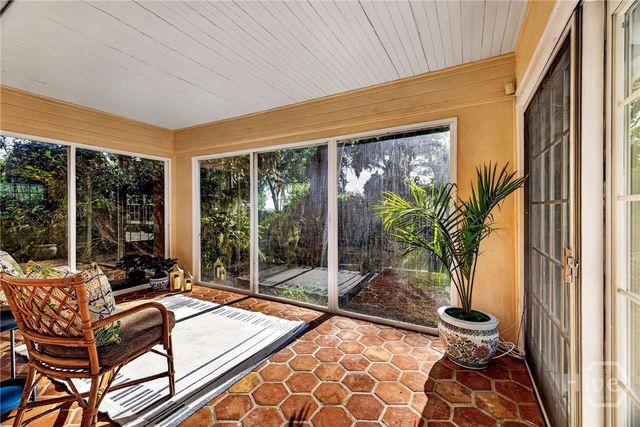 289 Center Drive, Savannah, GA 31406