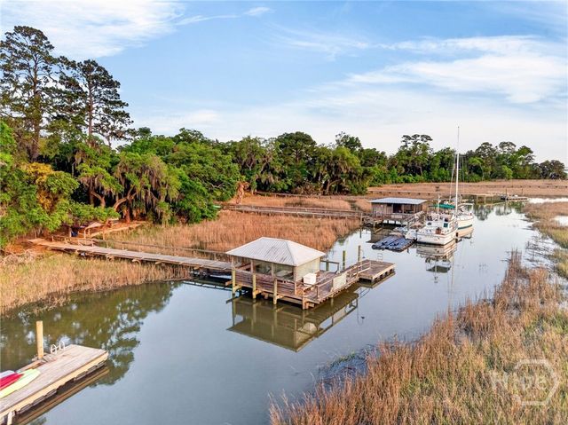 289 Center Drive, Savannah, GA 31406