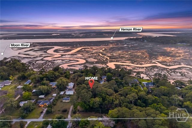 289 Center Drive, Savannah, GA 31406