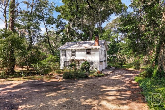 289 Center Drive, Savannah, GA 31406