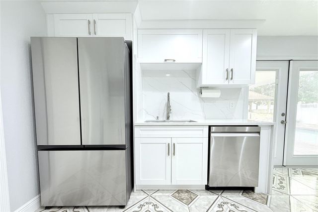 8236 DONALDSON DRIVE, Tampa, FL 33615