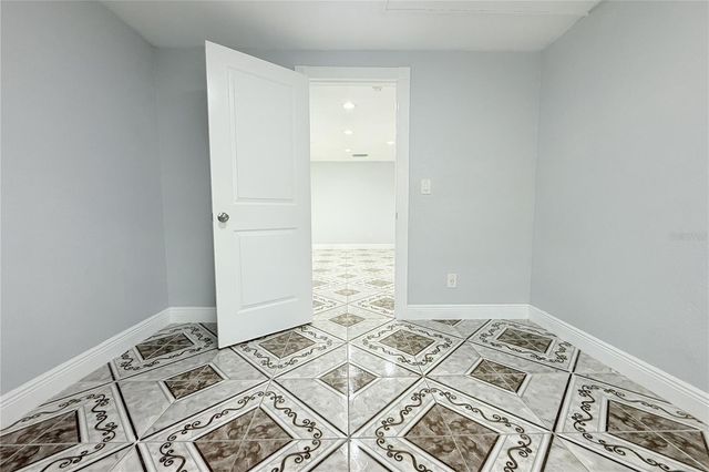 8236 DONALDSON DRIVE, Tampa, FL 33615