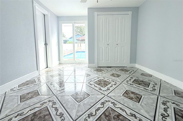 8236 DONALDSON DRIVE, Tampa, FL 33615