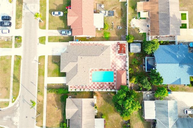 8236 DONALDSON DRIVE, Tampa, FL 33615