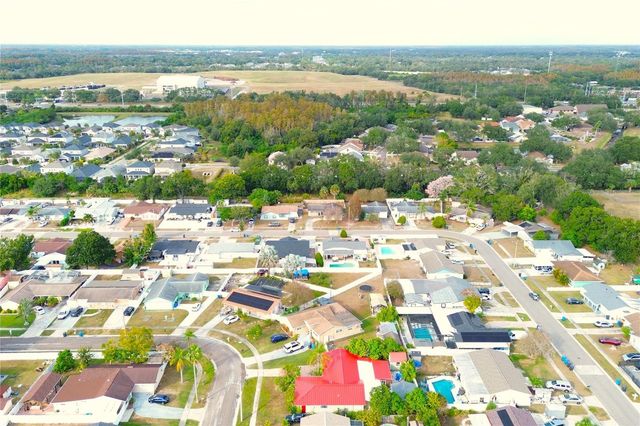 8236 DONALDSON DRIVE, Tampa, FL 33615