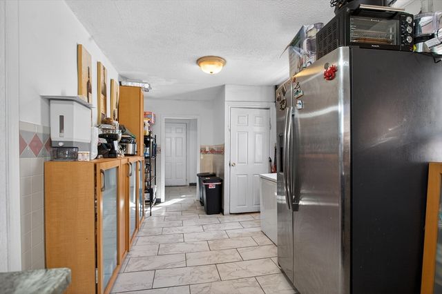 31 Sassafras St, Providence, RI 02907