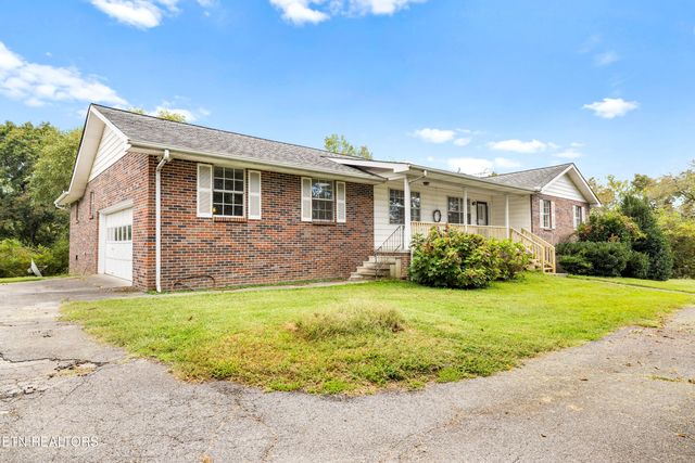 804 Chilhowee View Rd, Maryville, TN 37803