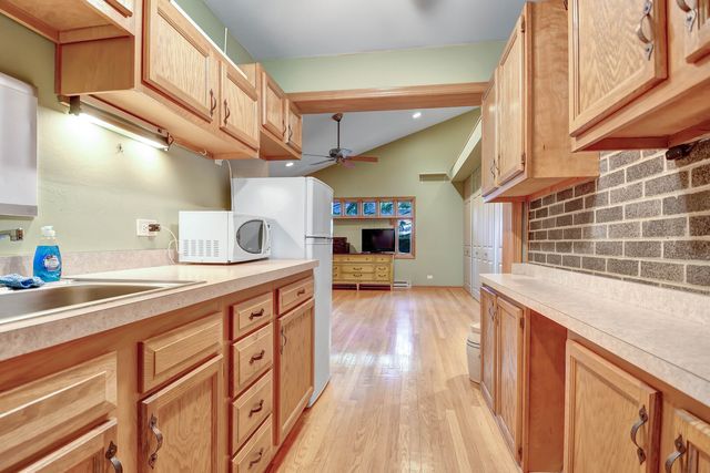 13344 S Stephen Drive, Palos Park, IL 60464