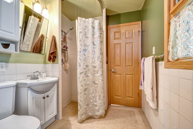 13344 S Stephen Drive, Palos Park, IL 60464