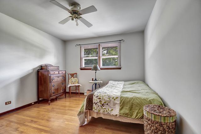 13344 S Stephen Drive, Palos Park, IL 60464
