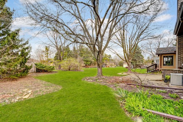 13344 S Stephen Drive, Palos Park, IL 60464