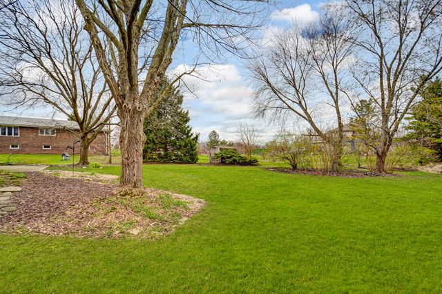 13344 S Stephen Drive, Palos Park, IL 60464