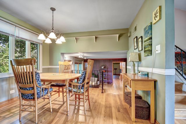 13344 S Stephen Drive, Palos Park, IL 60464