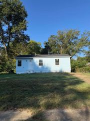 4537 SUNCREST DR, Memphis, TN 38127