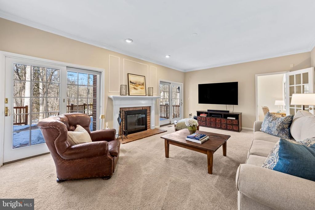 Image 11 of property listing at 8 HENDERSON HILL CT, Monkton, MD 21111