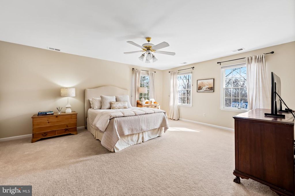 Image 19 of property listing at 8 HENDERSON HILL CT, Monkton, MD 21111