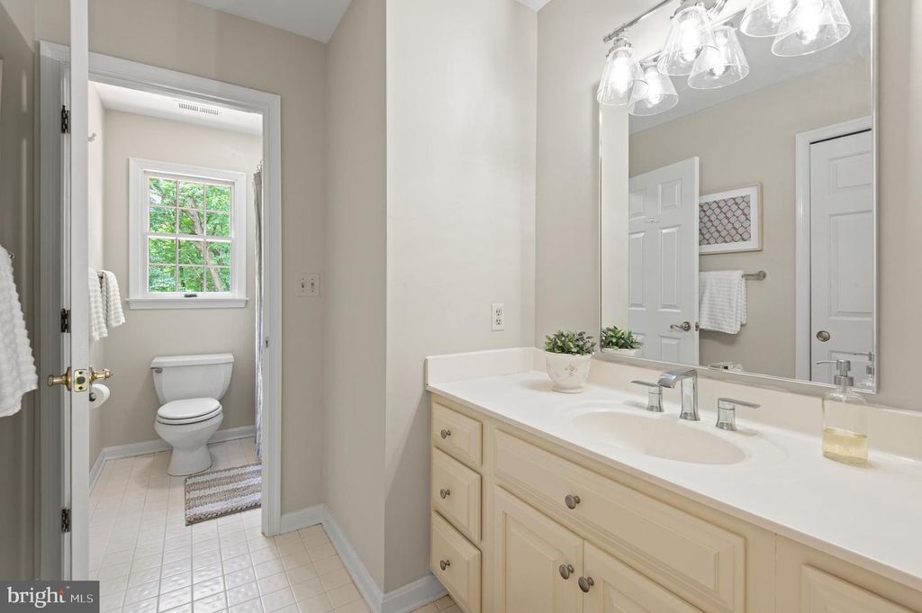 Image 26 of property listing at 8 HENDERSON HILL CT, Monkton, MD 21111